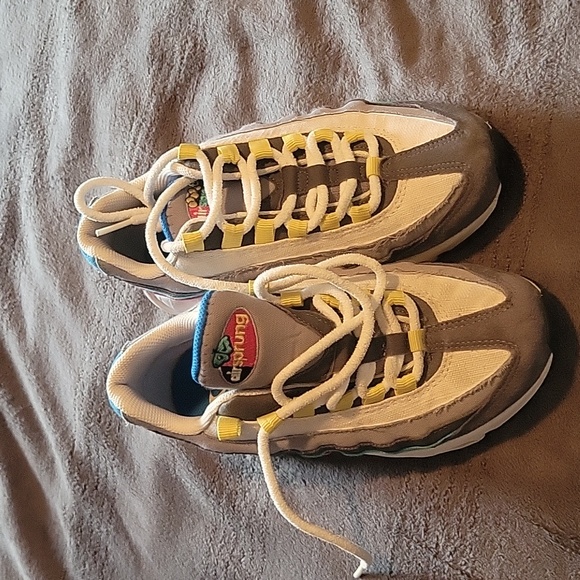 Nike Air Max 95 SE Shoes Air Sprung Grey Aqua Pink - Picture 2 of 6